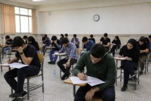 درس هایتان را بخوانید/آموزش و پرورش:نبود آتش بس باعث تغییر برنامه امتحانات نمی شود،فرجه بیشتر هم در کار نخواهد بود